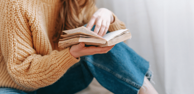 create a cozy reading nook