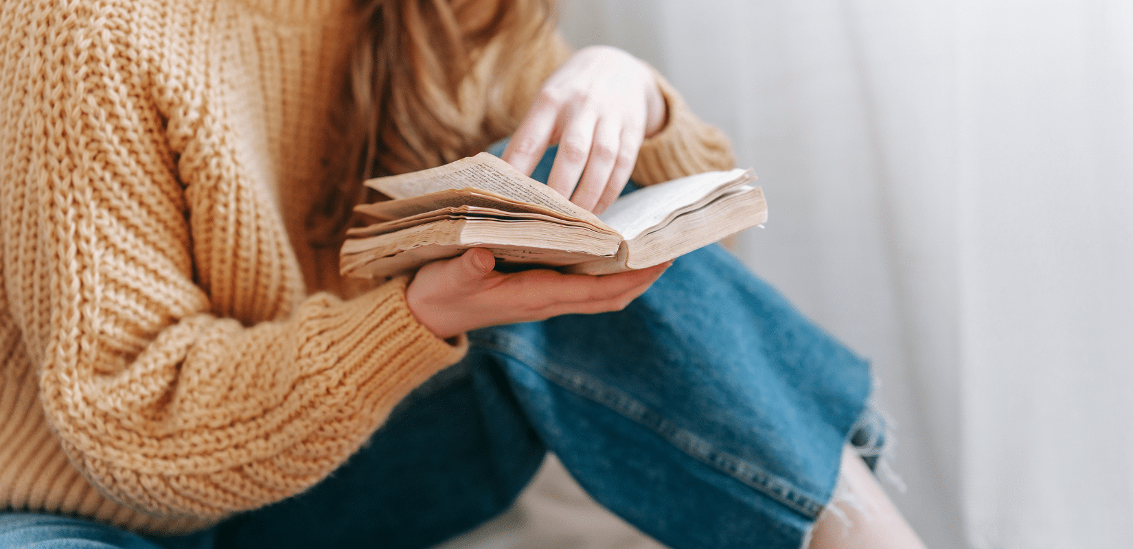 create a cozy reading nook
